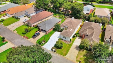 Welcome to this beautifully maintained 3 bedroom, 2 bath Arthur on Marcus Pointe Golf Club in Florida - for sale on GolfHomes.com, golf home, golf lot