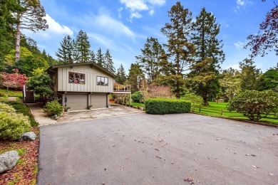 BAYWOOD - Just steps from the 7th hole, this beautifully updated on Baywood Golf and Country Club in California - for sale on GolfHomes.com, golf home, golf lot