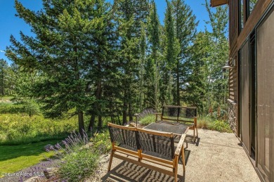 ELEGANT CONTEMPORARY CRAFTSMAN AT PRESTIGIOUS BLACK ROCK. Tucked on The Golf Club at Black Rock in Idaho - for sale on GolfHomes.com, golf home, golf lot