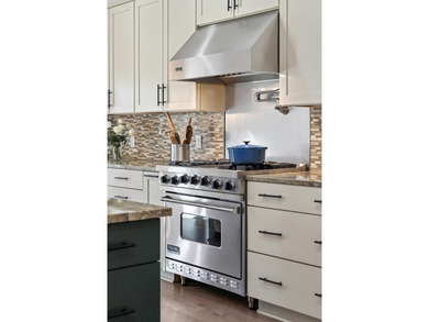 Snee Farm has never looked quite like this! Contemporary on Snee Farm Country Club in South Carolina - for sale on GolfHomes.com, golf home, golf lot