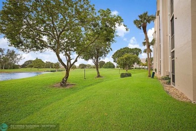 CORNER UNIT!  FIRST FLOOR.  55+ Community. This beautiful 2/2 on Inverrary Country Club in Florida - for sale on GolfHomes.com, golf home, golf lot