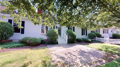 Charming golf-front 1-level townhouse in The Links at Ford's on Fords Colony Country Club in Virginia - for sale on GolfHomes.com, golf home, golf lot