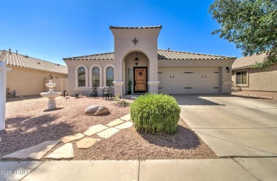Wow this is a gorgeous and well maintained 3 bedroom, 2 bath on The Golf Club At Johnson Ranch in Arizona - for sale on GolfHomes.com, golf home, golf lot