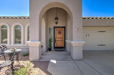 Wow this is a gorgeous and well maintained 3 bedroom, 2 bath on The Golf Club At Johnson Ranch in Arizona - for sale on GolfHomes.com, golf home, golf lot