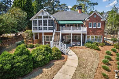 INCREDIBLE VIEW LAKE HOME IN REYNOLDS LAKE OCONEE - This on Reynolds Lake Oconee - The Landing in Georgia - for sale on GolfHomes.com, golf home, golf lot