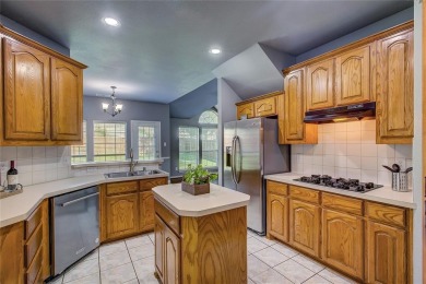 Welcome to 10801 Winged Foot Drive - A Move-In Ready Home! This on Jim Boggs in Texas - for sale on GolfHomes.com, golf home, golf lot