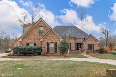 Beautiful home in the beautiful Forest Hills neighborhood. This on Eastland Country Club in Louisiana - for sale on GolfHomes.com, golf home, golf lot