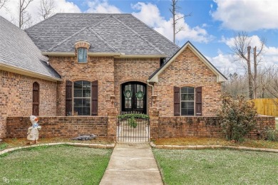 Beautiful home in the beautiful Forest Hills neighborhood. This on Eastland Country Club in Louisiana - for sale on GolfHomes.com, golf home, golf lot