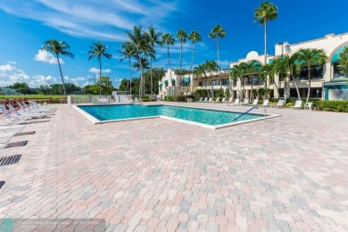 Welcome to the Oak Knoll Ridge neighborhood of Davie. This on Pine Island Ridge Country Club in Florida - for sale on GolfHomes.com, golf home, golf lot