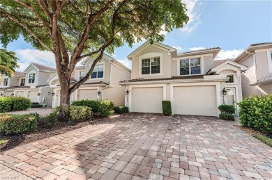 Experience resort-style living in this ground-floor carriage on Spring Run Golf Club in Florida - for sale on GolfHomes.com, golf home, golf lot