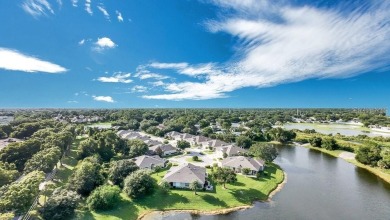 Charming DeBary Plantation Home with Stunning Pond Views - on DeBary Golf and Country Club in Florida - for sale on GolfHomes.com, golf home, golf lot