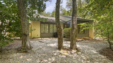 Charming Patio Home in Bluewater Bay - 1000 Bay Drive, Unit 525

 on Fairway Oaks at Magnolia Golf Course in Florida - for sale on GolfHomes.com, golf home, golf lot