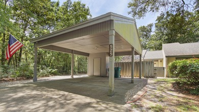 Charming Patio Home in Bluewater Bay - 1000 Bay Drive, Unit 525 on Fairway Oaks at Magnolia Golf Course in Florida - for sale on GolfHomes.com, golf home, golf lot
