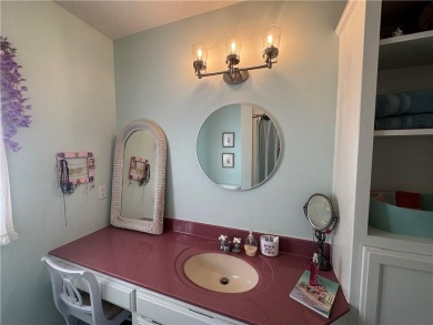 Well cared-for townhouse with maintenance included. One story on Holiday Island Executive Golf Course in Arkansas - for sale on GolfHomes.com, golf home, golf lot