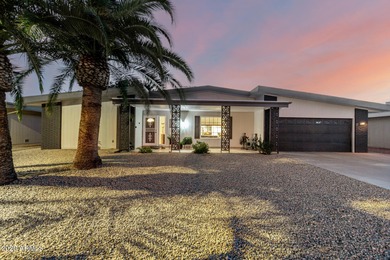 Extremely well cared-for 2-bedroom home features high ceilings on Sun City-Willow Creek / Willow Brook  in Arizona - for sale on GolfHomes.com, golf home, golf lot