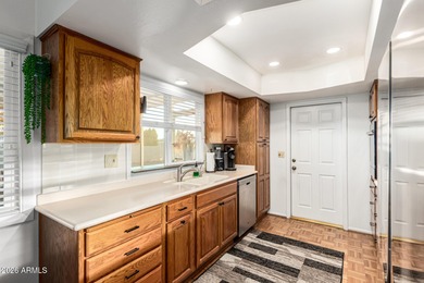 Extremely well cared-for 2-bedroom home features high ceilings on Sun City-Willow Creek / Willow Brook  in Arizona - for sale on GolfHomes.com, golf home, golf lot