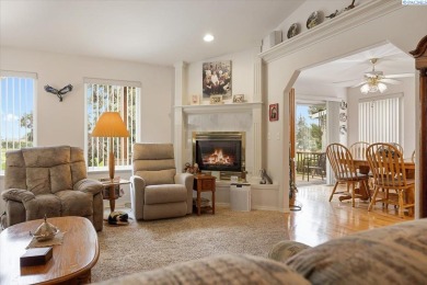 MLS# 287058 Welcome to this charming one-level home perfectly on Sun Willows in Washington - for sale on GolfHomes.com, golf home, golf lot