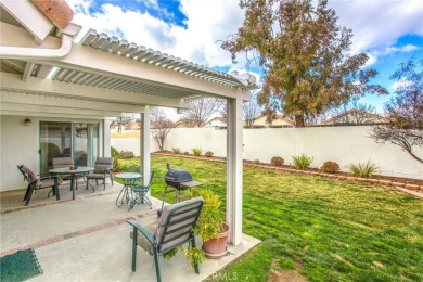 Welcome to this freshly repainted interior and exterior on Sun Lakes Country Club in California - for sale on GolfHomes.com, golf home, golf lot