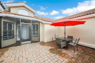 This charming 3 bedroom, 2 bath courtyard villa home is nicely on Hunters Ridge Country Club in Florida - for sale on GolfHomes.com, golf home, golf lot