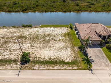 DIRECT SAILBOAT GULF ACCESS -- NO BRIDGES -- NO REAR NEIGHBORS on Burnt Store Golf Club in Florida - for sale on GolfHomes.com, golf home, golf lot