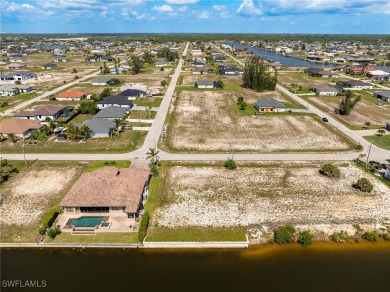 DIRECT SAILBOAT GULF ACCESS -- NO BRIDGES -- NO REAR NEIGHBORS on Burnt Store Golf Club in Florida - for sale on GolfHomes.com, golf home, golf lot