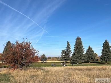 Here is a great 1.82 acre lot over looking the St. Anthony Golf on Fremont County Golf Course in Idaho - for sale on GolfHomes.com, golf home, golf lot