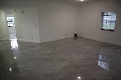First-floor 3BR/2BA condo w/ new AC  roof in Las Verdes at Grand on Grand Palms Hotel and Golf Resort in Florida - for sale on GolfHomes.com, golf home, golf lot