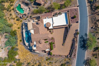 LOCATION, LOCATION! VIEWS, VIEWS! This home lives as if new! on Gold Canyon Golf Resort - Sidewinder in Arizona - for sale on GolfHomes.com, golf home, golf lot