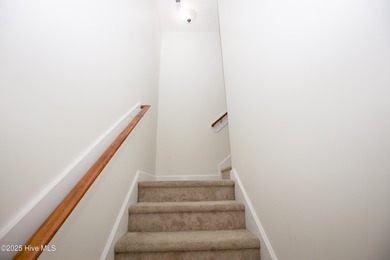 This well-kept 4 bed, 3 bath home is nestled in the heart of on Pinehurst Golf Course No. 8 in North Carolina - for sale on GolfHomes.com, golf home, golf lot