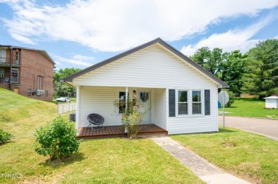 Welcome to your charming, fully remodeled bungalow! This on Pine Oaks Golf Club in Tennessee - for sale on GolfHomes.com, golf home, golf lot