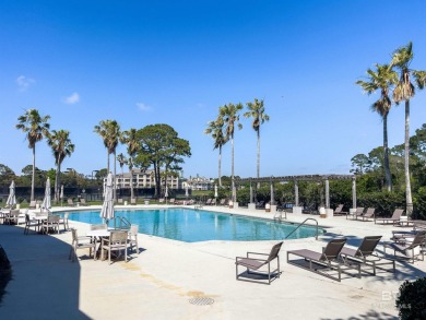 Beautiful meticulously maintained LOW maintenance home and yard on Peninsula Golf and Racquet Club in Alabama - for sale on GolfHomes.com, golf home, golf lot