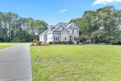 Welcome to this stunning two-story custom-built home with 2889 on Majestic Pines Golf and Country Club in North Carolina - for sale on GolfHomes.com, golf home, golf lot