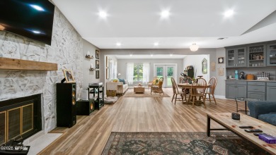 Golf Course Living on the 13th Hole of Rocky Bayou Country on Rocky Bayou Country Club in Florida - for sale on GolfHomes.com, golf home, golf lot