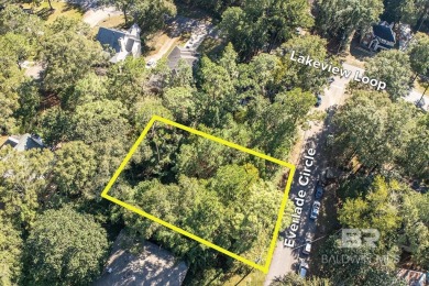 Great Buildable Lot in the popular Lake Forest Subdivision in on Lake Forest Yacht and Country Club in Alabama - for sale on GolfHomes.com, golf home, golf lot