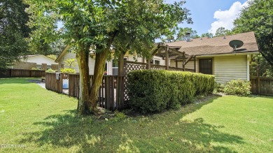 Golf Course Living on the 13th Hole of Rocky Bayou Country on Rocky Bayou Country Club in Florida - for sale on GolfHomes.com, golf home, golf lot