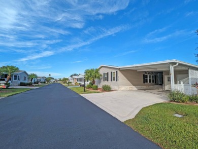 3 Bedroom | 2 Bath | 1,344 sq ft | $139,900    Four Lakes Golf on Four Lakes Golf Club in Florida - for sale on GolfHomes.com, golf home, golf lot