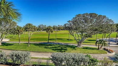 Located behind the gates of the Longboat Key Club, this updated on Links on Longboat Golf Club in Florida - for sale on GolfHomes.com, golf home, golf lot