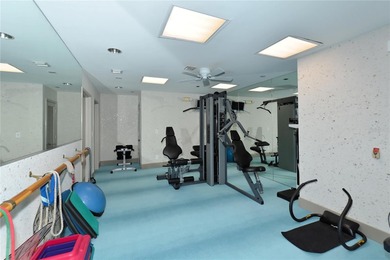 ** The Seller requests NO SOLICITATION COMMUNICATIONS of any on Links on Longboat Golf Club in Florida - for sale on GolfHomes.com, golf home, golf lot