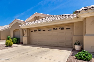 Enjoy the charm of this delightful 2-bedroom end-unit townhome! on Apache Wells Country Club in Arizona - for sale on GolfHomes.com, golf home, golf lot