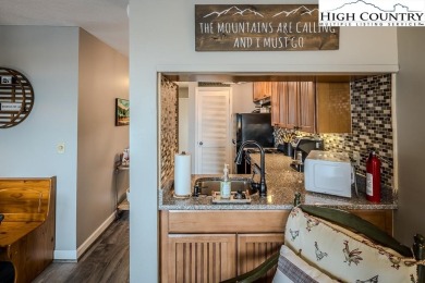 Prime central location, great price, long range view and Current on Beech Mountain Club in North Carolina - for sale on GolfHomes.com, golf home, golf lot