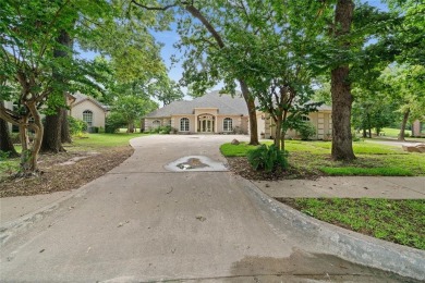 This lovely lot in Eagles Bluff is situated right on the 10th on Eagles Bluff Golf Course in Texas - for sale on GolfHomes.com, golf home, golf lot