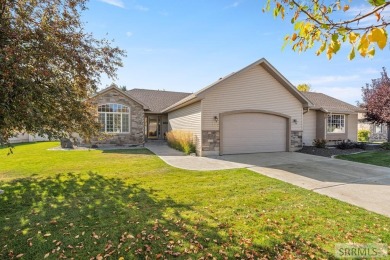 Step into comfort and luxury with this flawless Fairway Estates on Sage Lakes Municipal Golf Course in Idaho - for sale on GolfHomes.com, golf home, golf lot