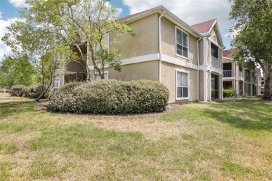Under contract-accepting backup offers. Charming 3 bedroom, 2 on Hunters Green Country Club in Florida - for sale on GolfHomes.com, golf home, golf lot