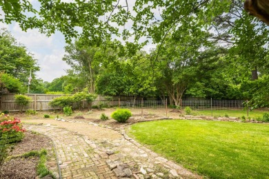 Immaculate Home on the Golf Course in Lakeland! Nestled on the on Stonebridge Golf Club in Tennessee - for sale on GolfHomes.com, golf home, golf lot