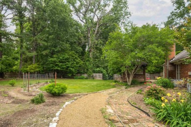 Immaculate Home on the Golf Course in Lakeland! Nestled on the on Stonebridge Golf Club in Tennessee - for sale on GolfHomes.com, golf home, golf lot