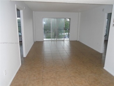 Must-see condo in Inverrary at a great price! AND LOCATION  2/2 on Inverrary Country Club in Florida - for sale on GolfHomes.com, golf home, golf lot