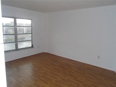 Must-see condo in Inverrary at a great price! AND LOCATION  2/2 on Inverrary Country Club in Florida - for sale on GolfHomes.com, golf home, golf lot