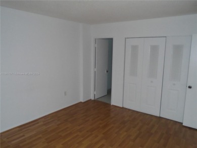Must-see condo in Inverrary at a great price! AND LOCATION  2/2 on Inverrary Country Club in Florida - for sale on GolfHomes.com, golf home, golf lot