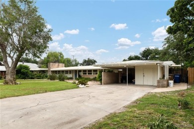 Don't miss out on this charming 4 bed / 3 bath home sitting on a on Ebony Hills Public Golf Course in Texas - for sale on GolfHomes.com, golf home, golf lot