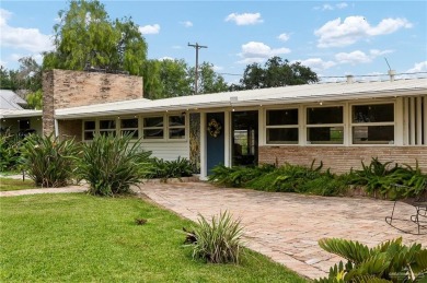Don't miss out on this charming 4 bed / 3 bath home sitting on a on Ebony Hills Public Golf Course in Texas - for sale on GolfHomes.com, golf home, golf lot